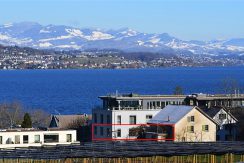 Luxuriöse Loft Wohnung mit direktem Seeblick Luxuriöse Loft Wohnung mit direktem Seeblick